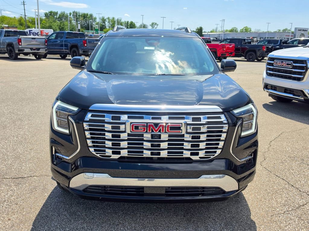 New 2026 GMC Terrain Denali w/ LPO, Floor Liner Package AWD/4WD image 32