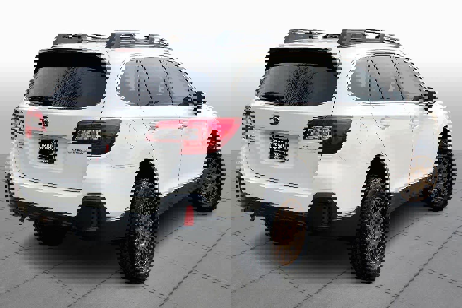 Used 2019 Subaru Outback 2.5i Premium image 12