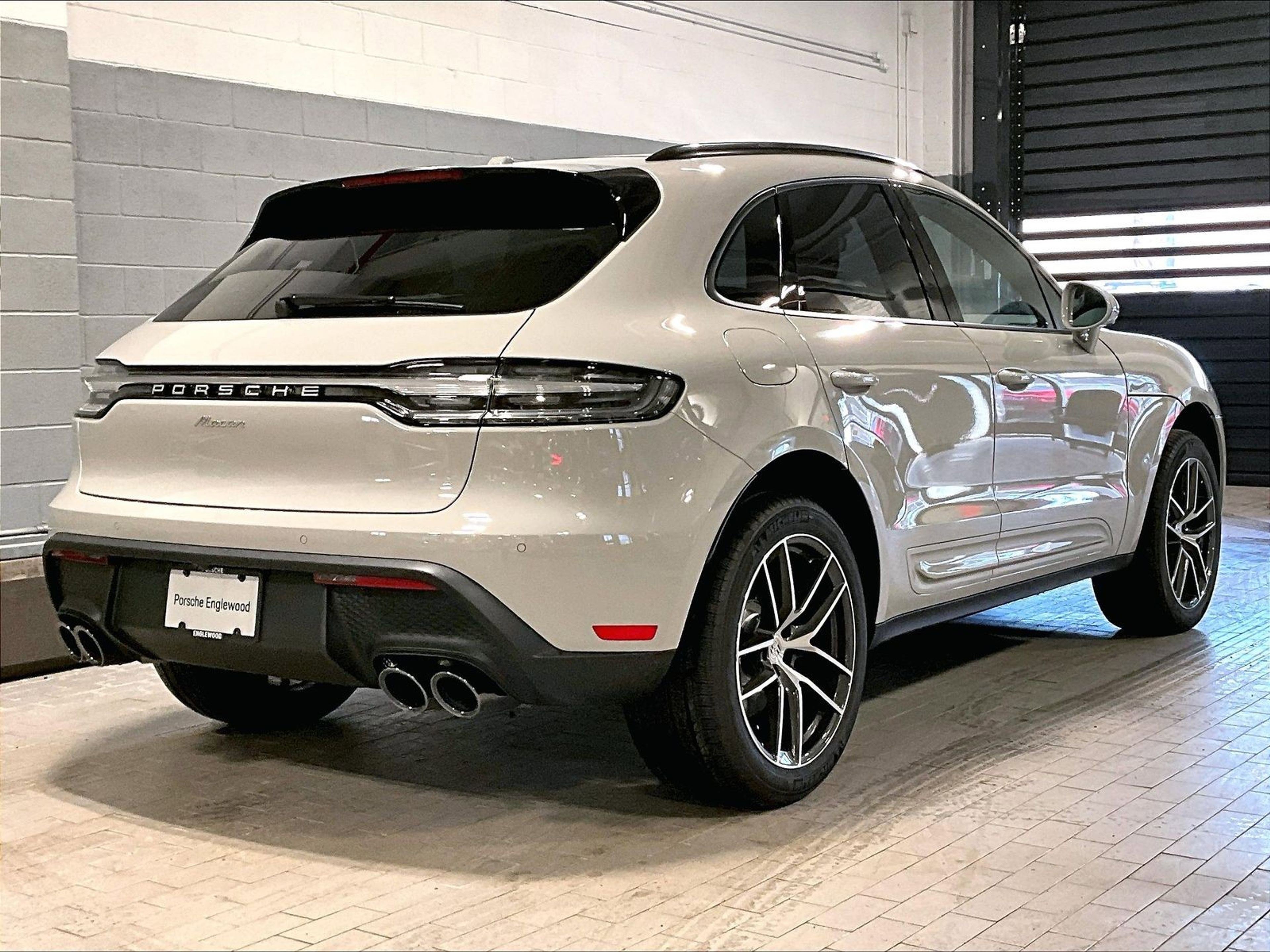 New 2026 Porsche Macan image 24