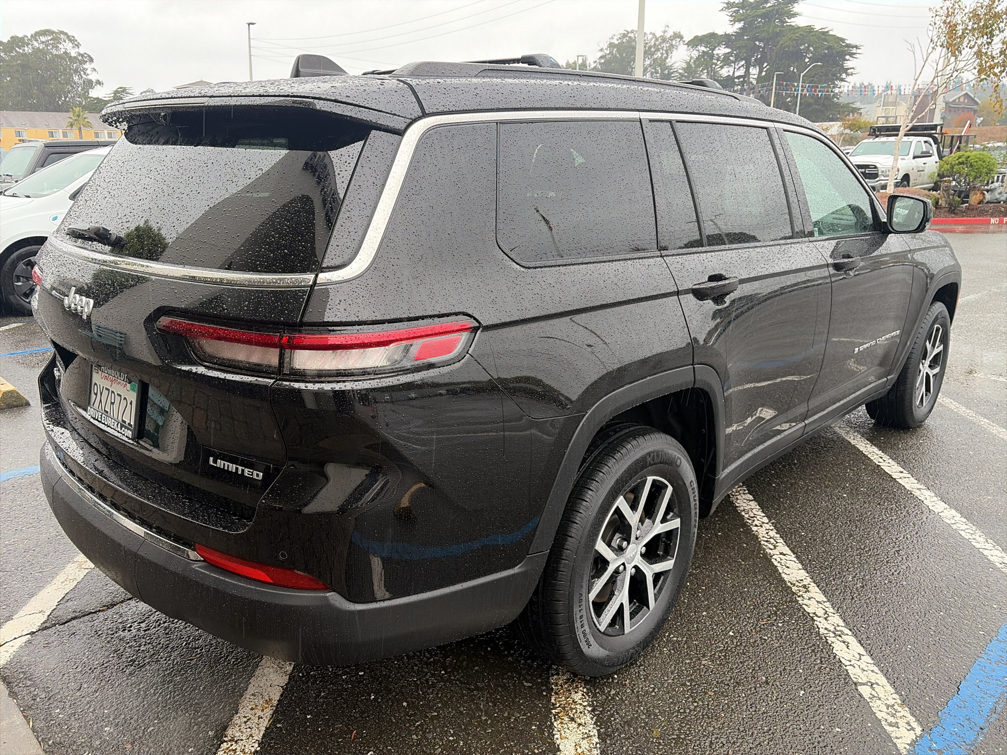 Used 2024 Jeep Grand Cherokee L Limited w/ Luxury Tech Group II AWD/4WD image 8