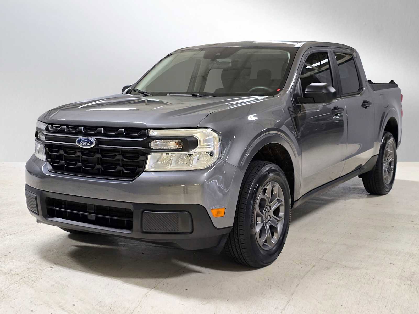 Used 2023 Ford Maverick XL image 7