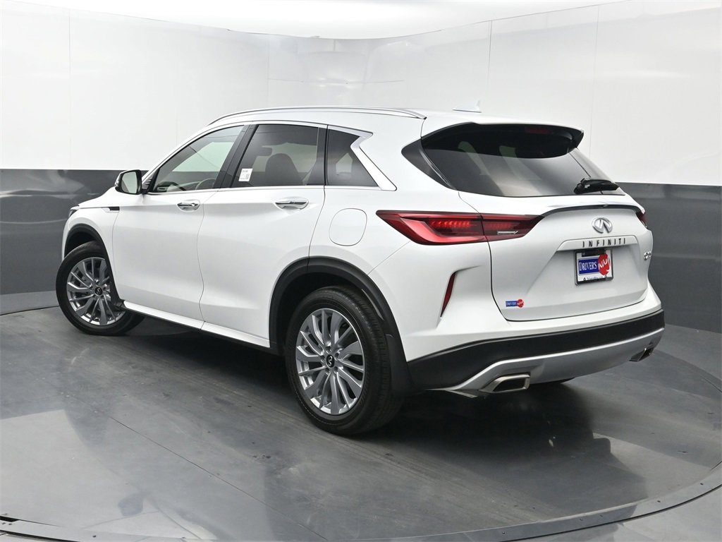Used 2023 INFINITI QX50 Luxe image 24