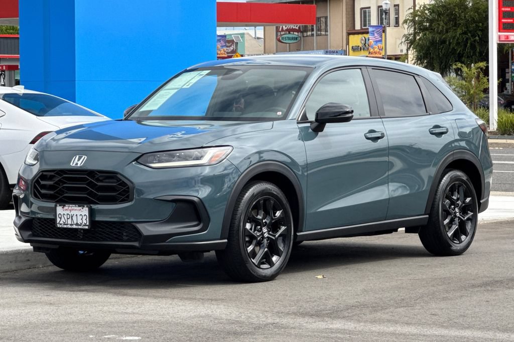 Certified 2025 Honda HR-V Sport image 8