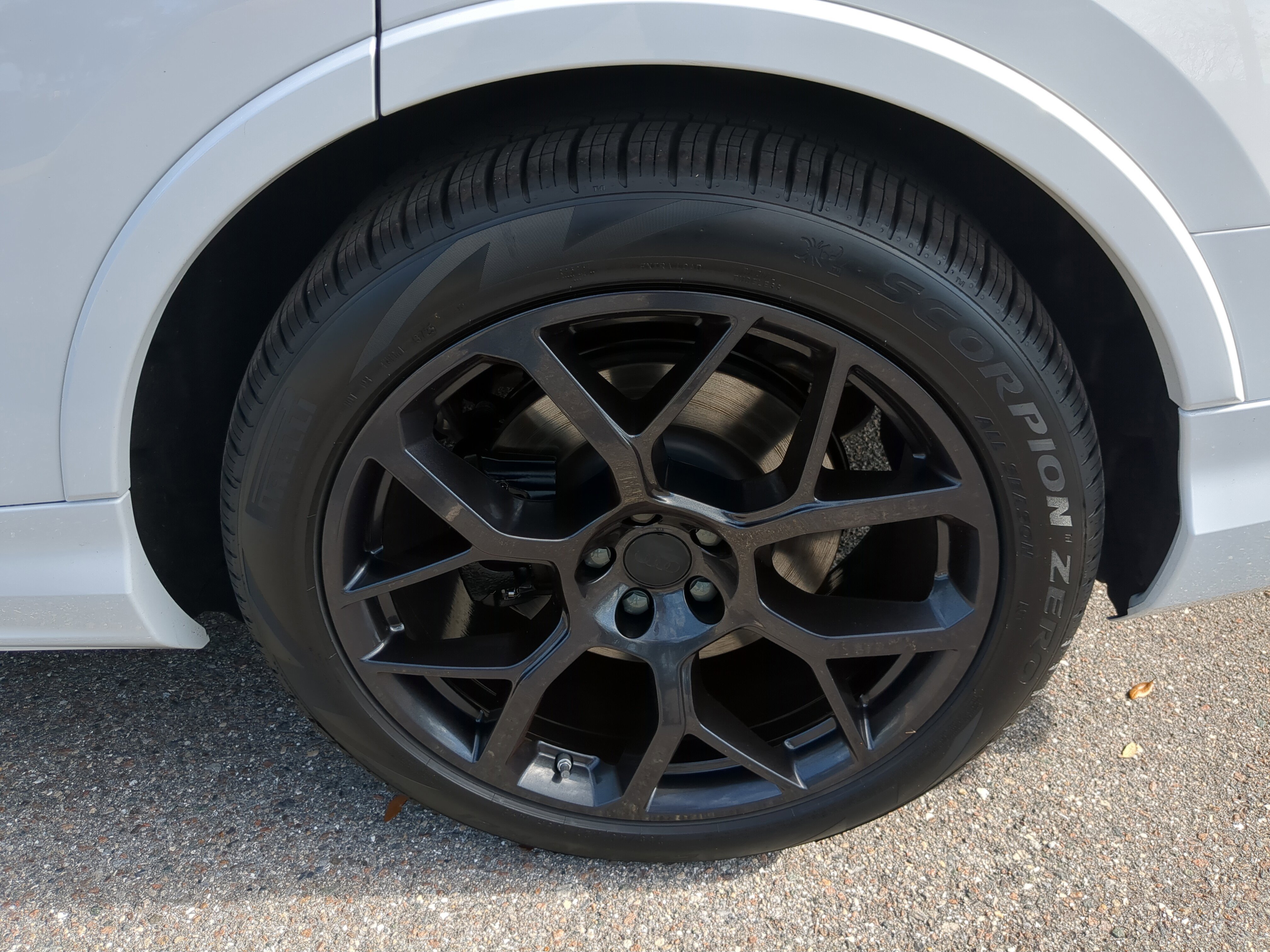 New 2026 Audi SQ7 Premium Plus image 33