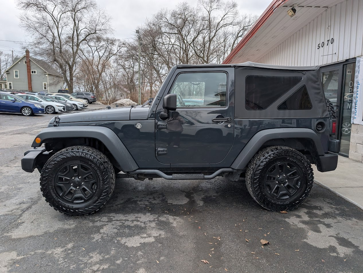Used 2018 Jeep Wrangler Sport image 4