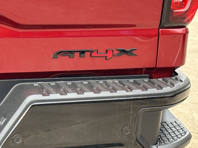 New 2026 GMC Sierra 1500 AT4X w/ LPO, Black Badging Package AWD/4WD image 10