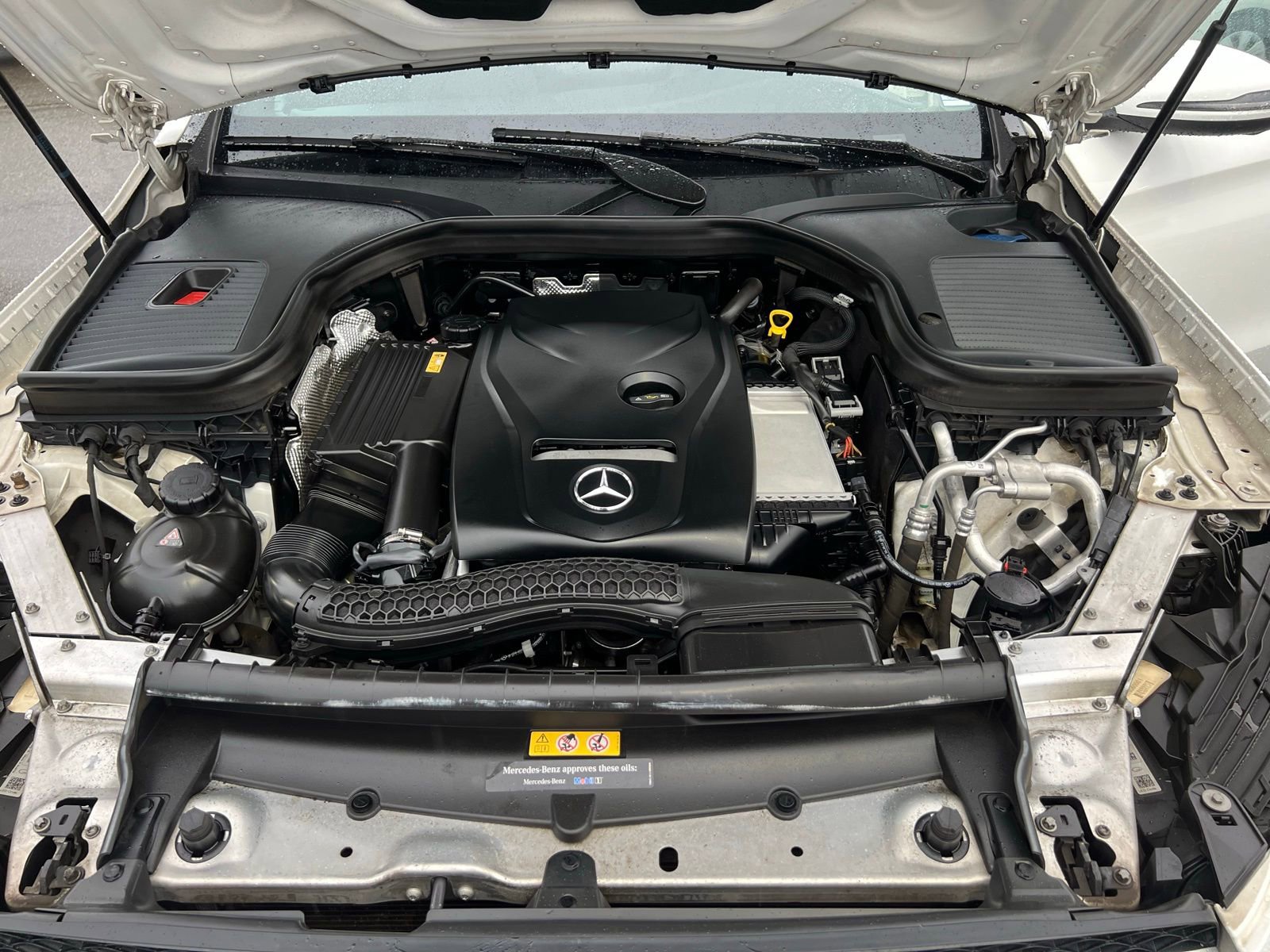 Used 2017 Mercedes-Benz GLC 300 4MATIC image 17