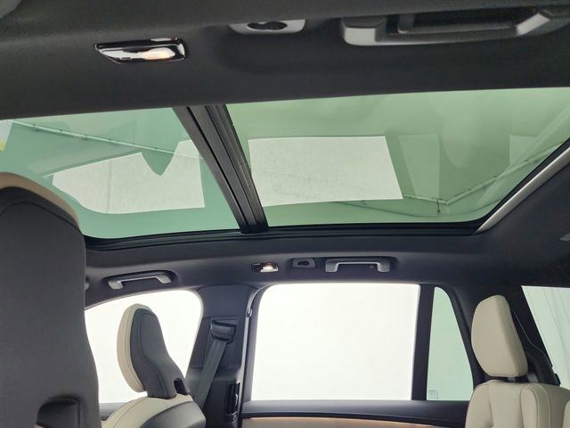 New 2026 Volvo XC90 B6 Plus w/ Protection Package image 22