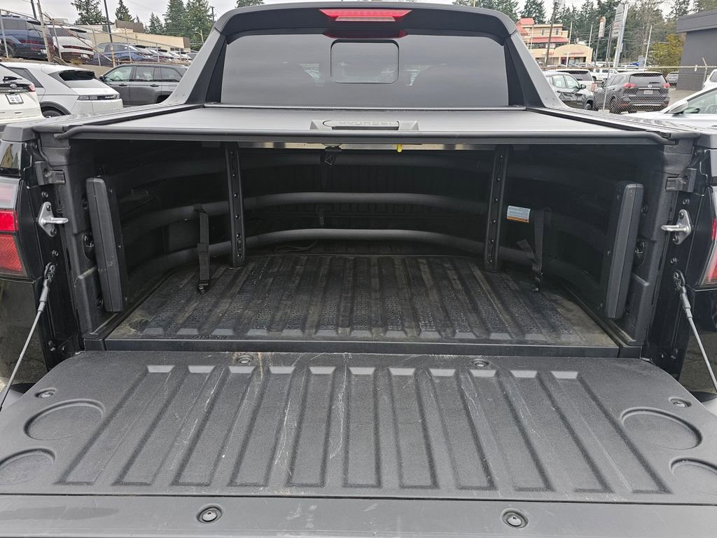 Used 2024 Hyundai Santa Cruz Night image 12