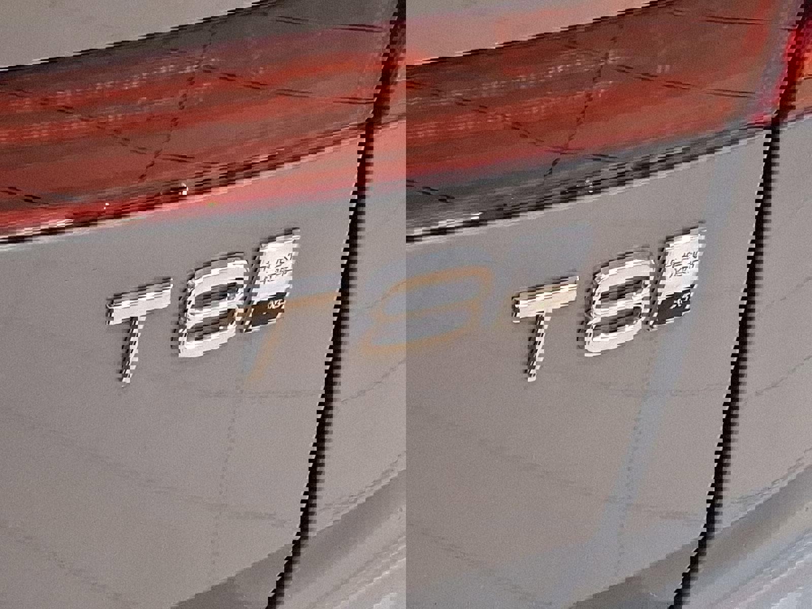 Certified 2026 Volvo XC60 T8 Ultra w/ Protection Package Premier image 24