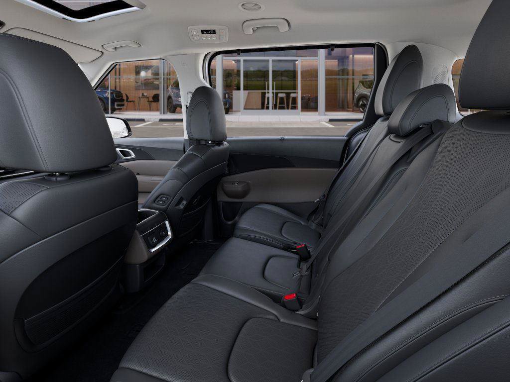 New 2026 Kia Carnival SX FWD image 19