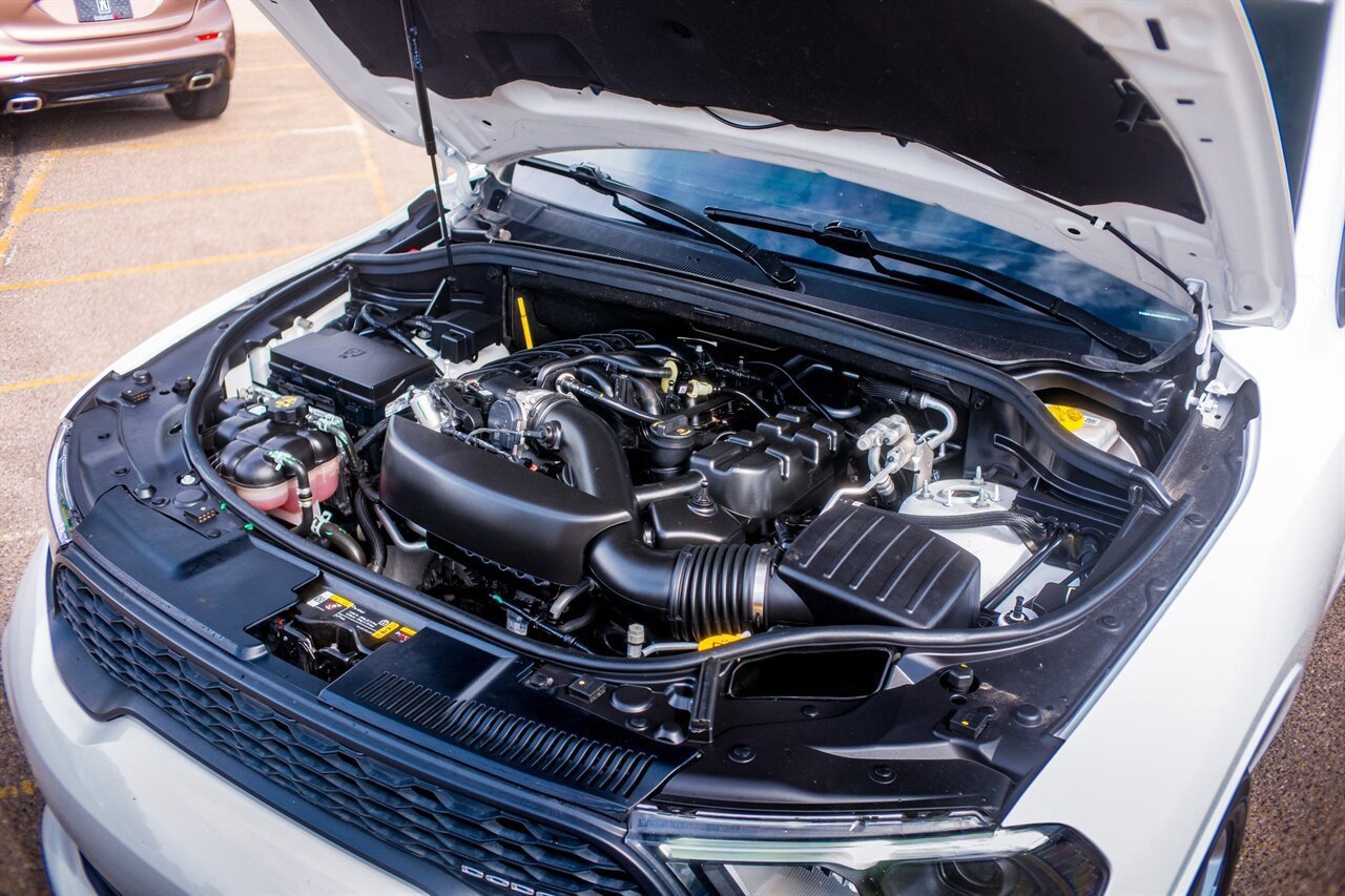 Used 2022 Dodge Durango GT image 40