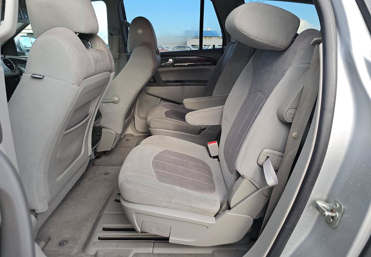 Used 2016 Buick Enclave Convenience FWD image 10