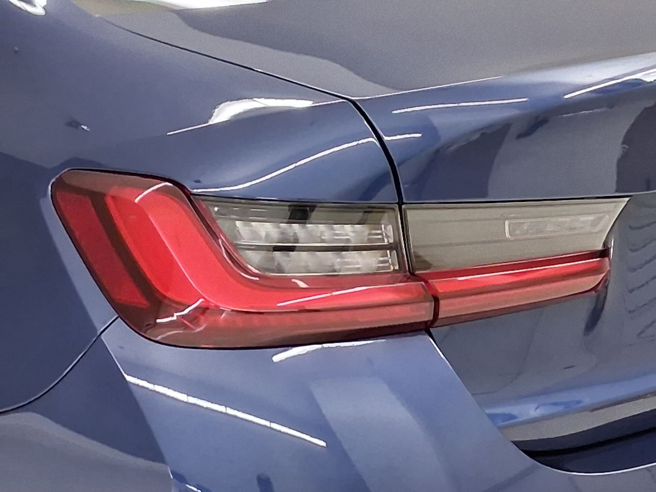 Used 2023 BMW 330e w/ Premium Package RWD image 11