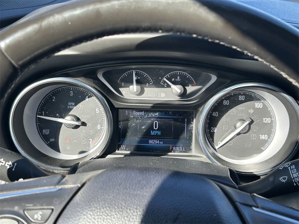 Used 2019 Buick Envision Essence image 36