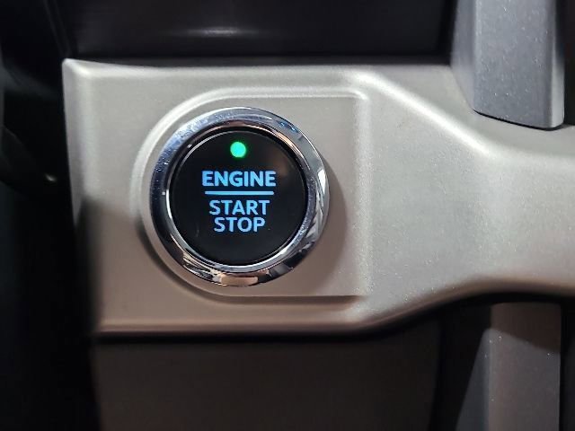 Used 2021 Ford F150 XLT w/ Equipment Group 302A High AWD/4WD image 32