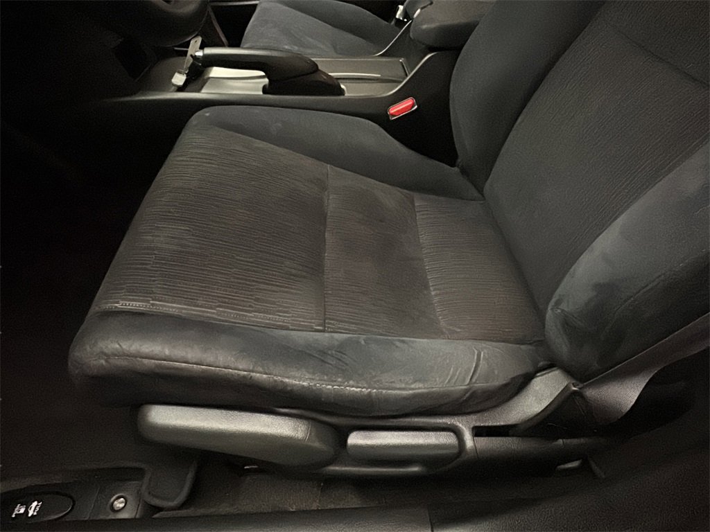 Used 2011 Honda Accord LX image 9