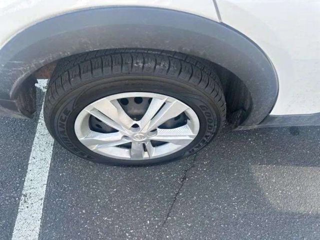 Used 2021 Nissan Kicks S image 21