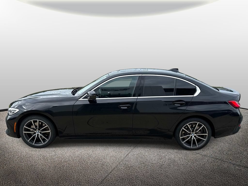Used 2020 BMW 330i Sedan w/ Convenience Package RWD image 3