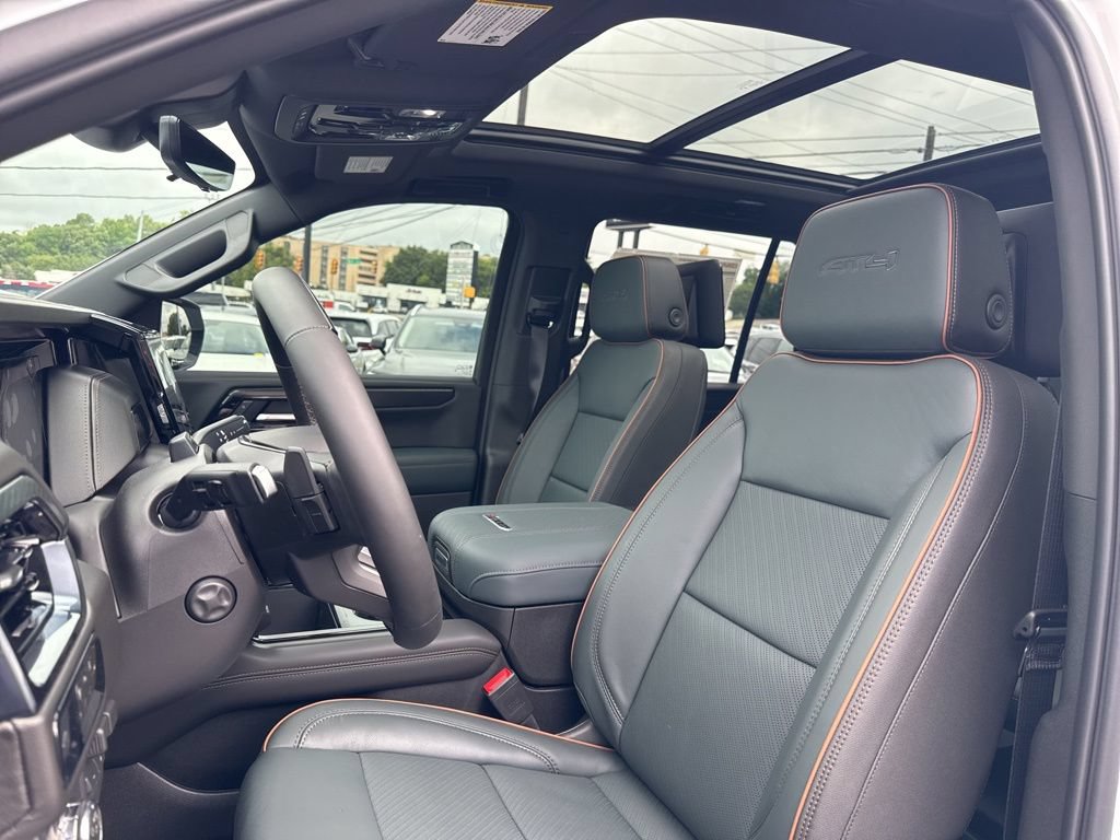 New 2026 GMC Yukon AT4 w/ AT4 Premium Plus Package AWD/4WD image 15