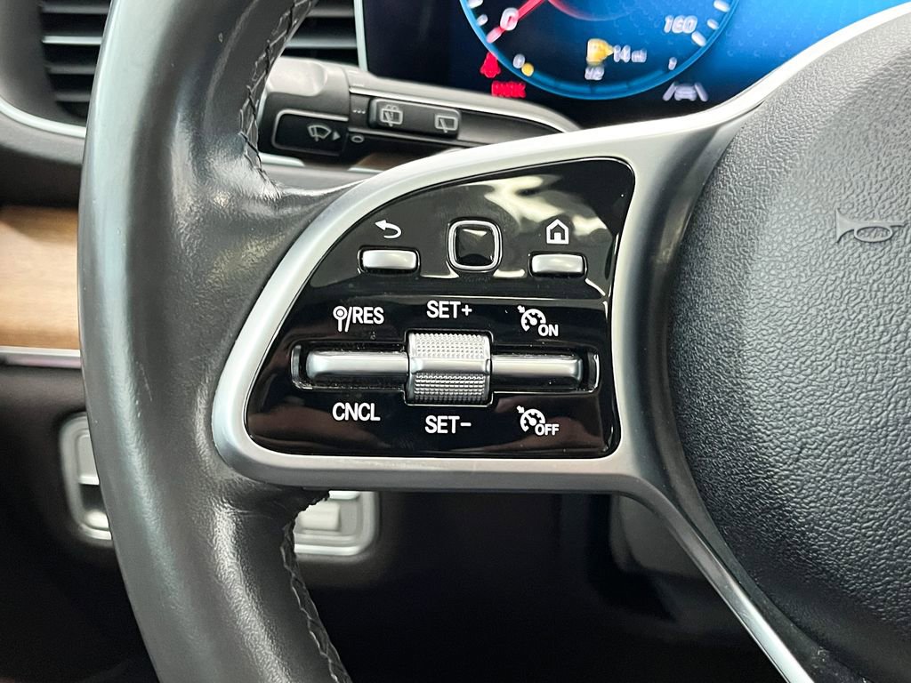 Used 2020 Mercedes-Benz GLE 450 4MATIC w/ Premium Package image 21
