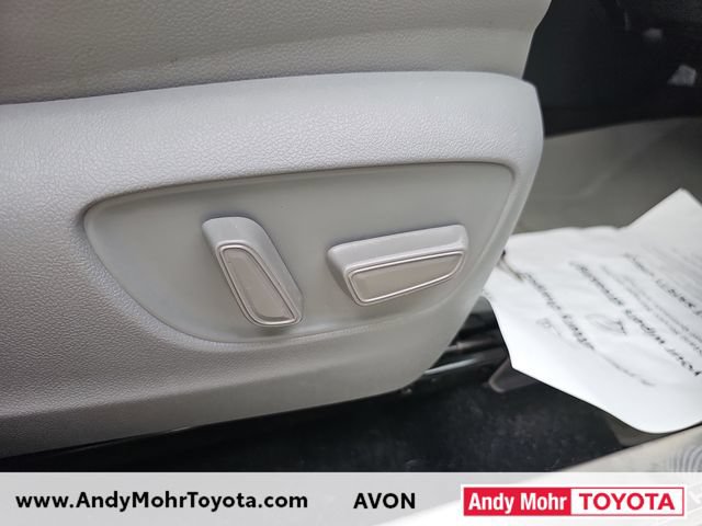 Used 2023 Toyota Highlander Limited AWD/4WD image 42