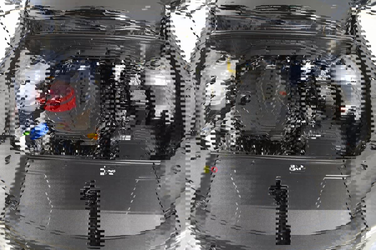 Used 2025 Kia Sorento LX image 48