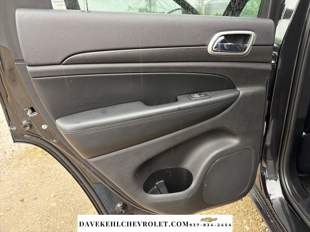 Used 2015 Jeep Grand Cherokee Altitude AWD/4WD image 15