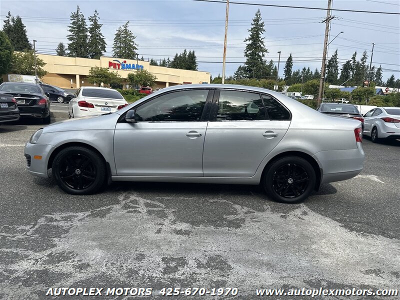 Used 2006 Volkswagen Jetta TDI FWD image 4