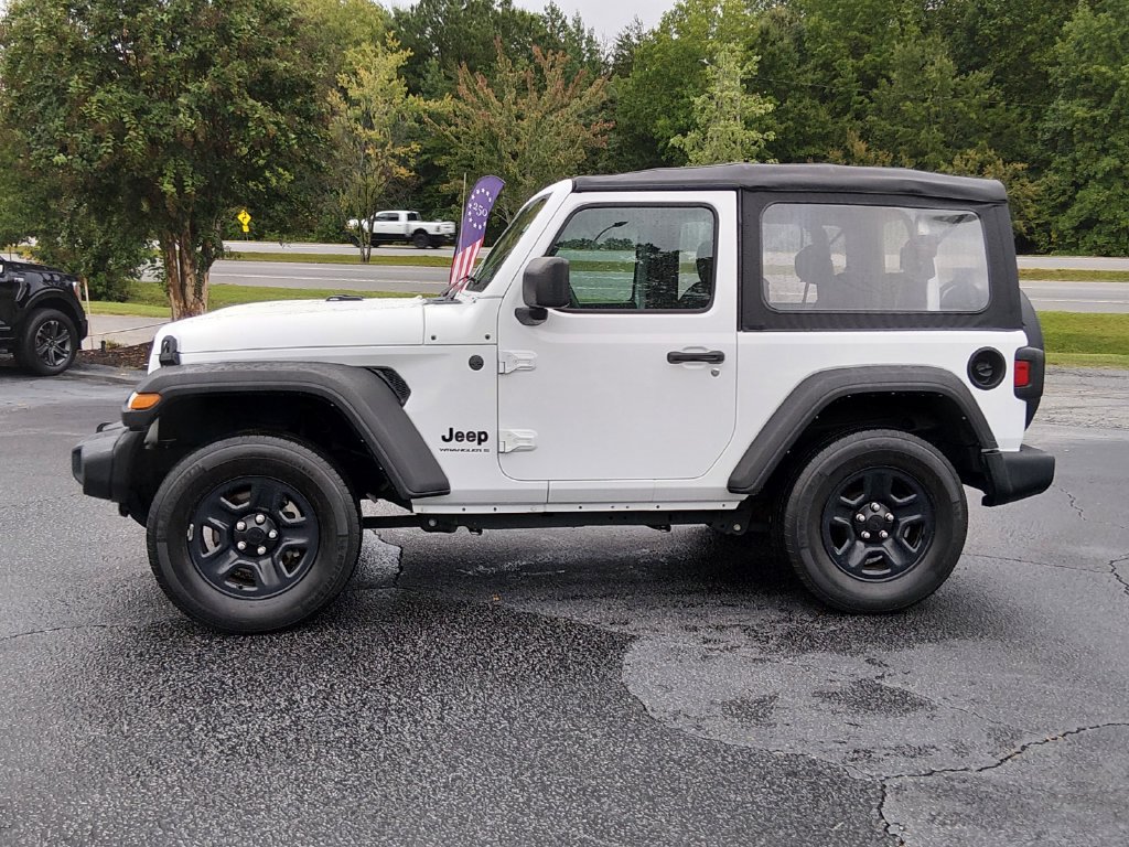 Used 2023 Jeep Wrangler Sport AWD/4WD image 7