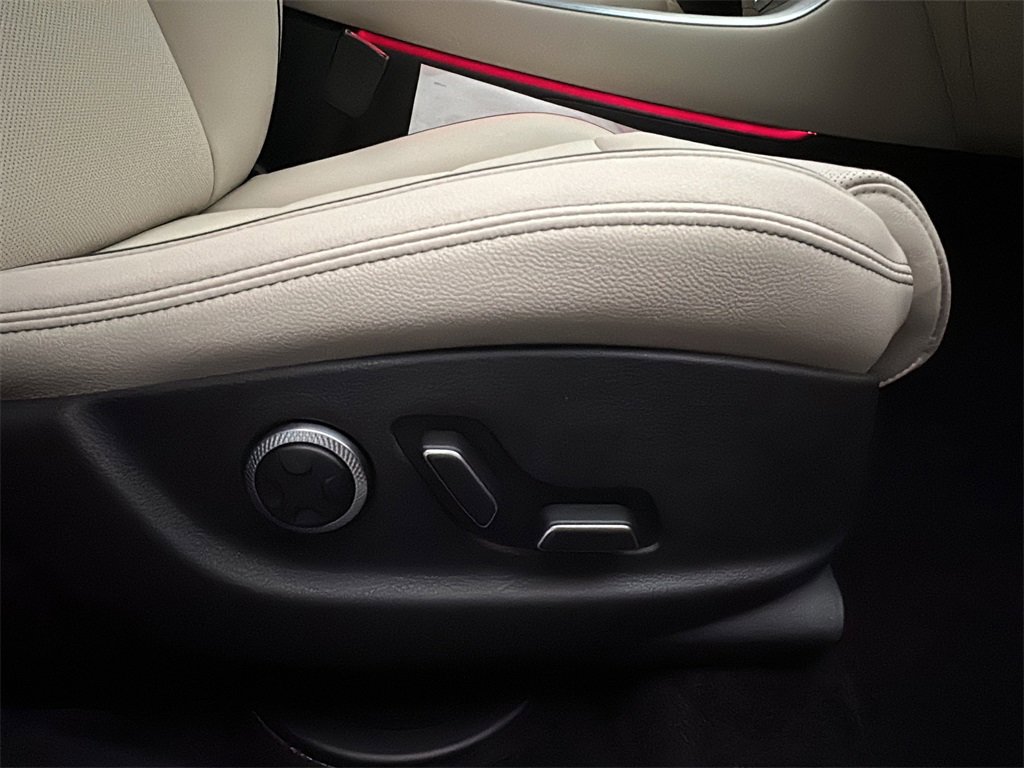 New 2026 Genesis GV70 2.5T Advanced image 15