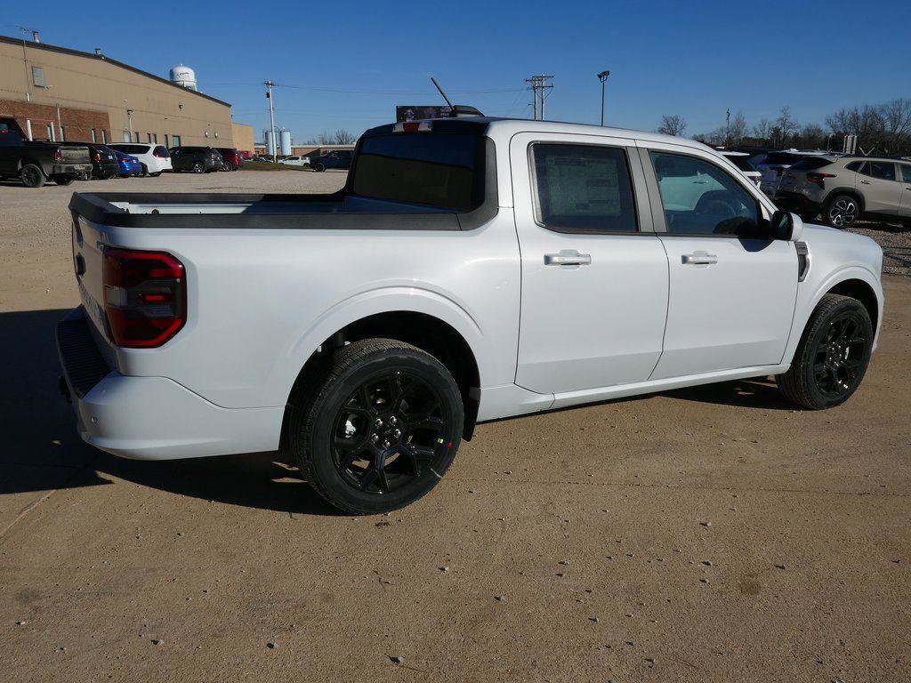 New 2026 Ford Maverick Lobo image 4