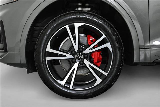 Certified 2025 Audi Q5 2.0T Premium Plus w/ Premium Plus Package image 25
