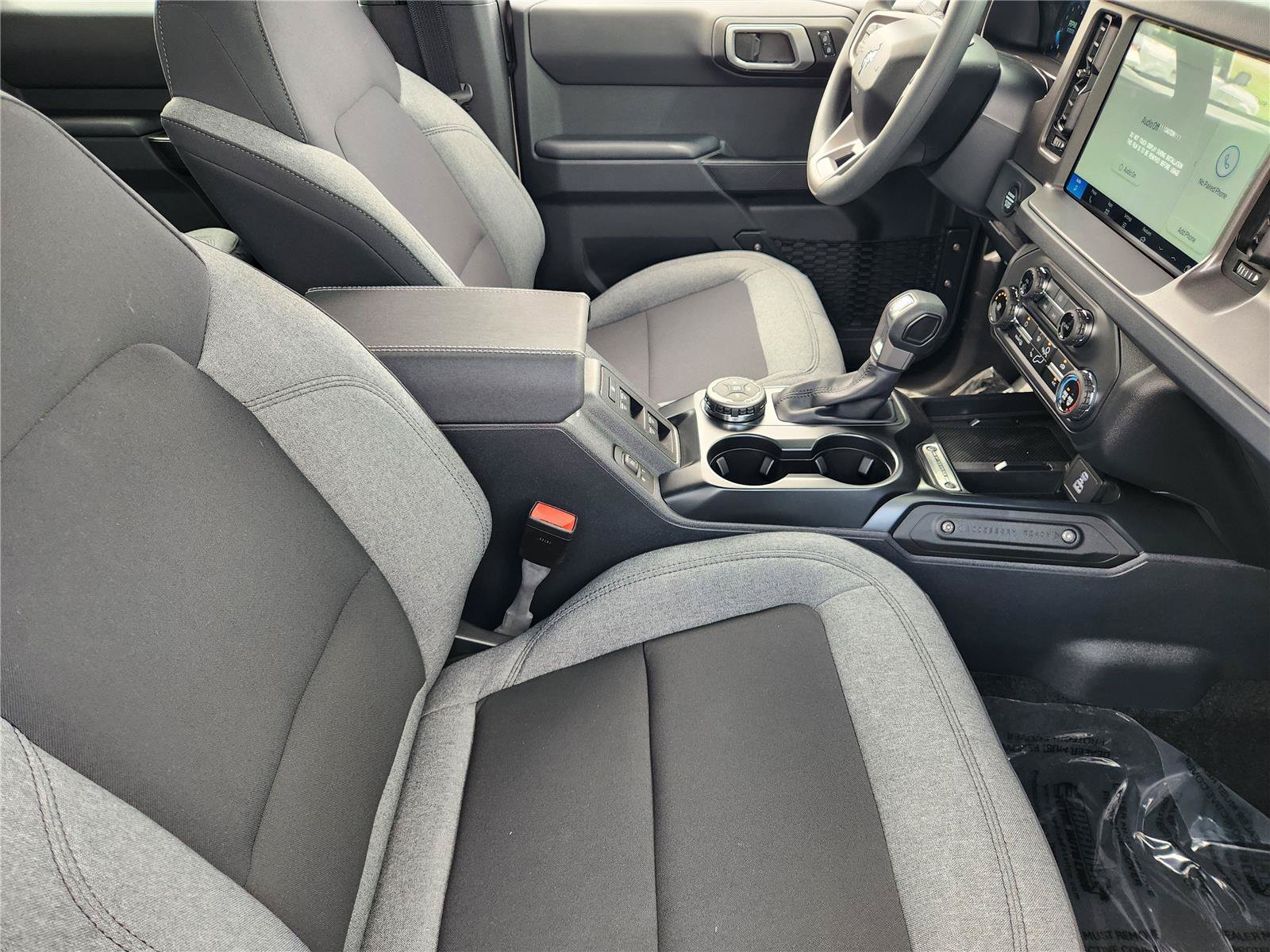 New 2025 Ford Bronco 4-Door AWD/4WD image 10