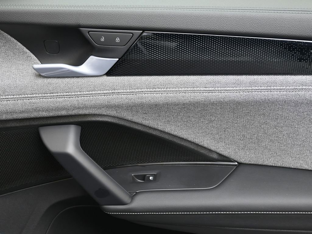 New 2026 Volkswagen Tiguan S image 11