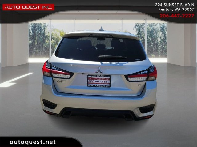 Used 2024 Mitsubishi Outlander Sport SE AWD/4WD image 6