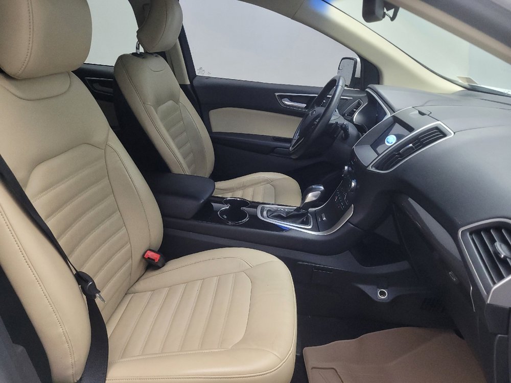 Used 2016 Ford Edge SEL w/ Equipment Group 201A image 21