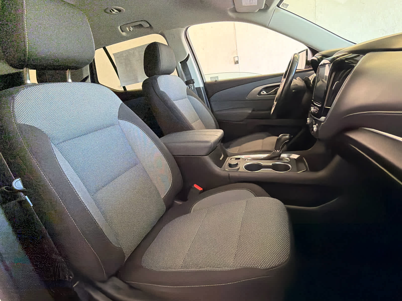Used 2019 Chevrolet Traverse LT FWD image 29
