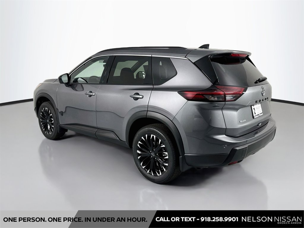 New 2026 Nissan Rogue Dark Armor FWD image 7