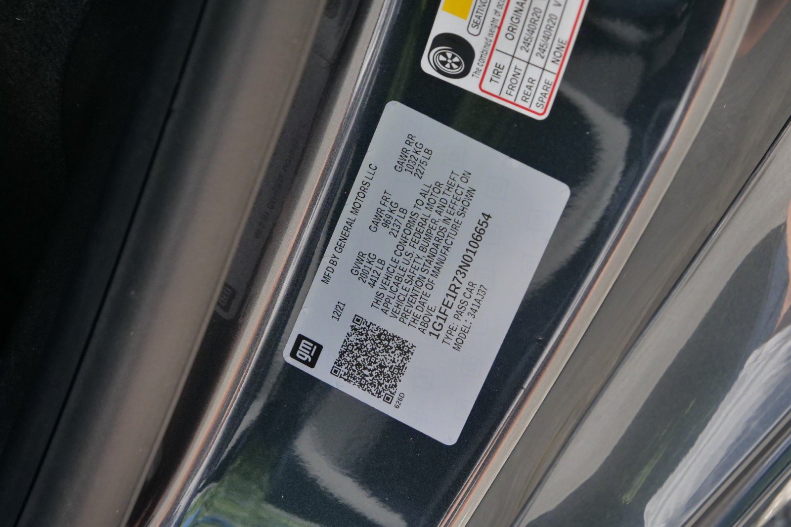 Used 2022 Chevrolet Camaro LT RWD image 41