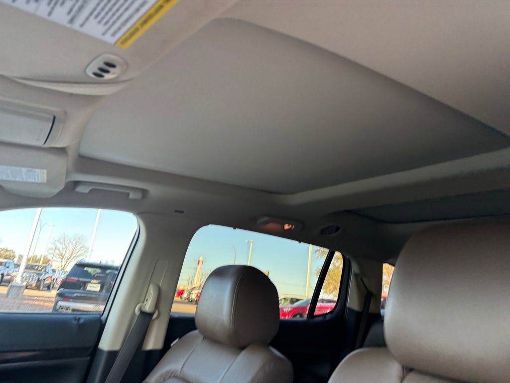 Used 2018 Lincoln MKT AWD w/ Technology Package image 14