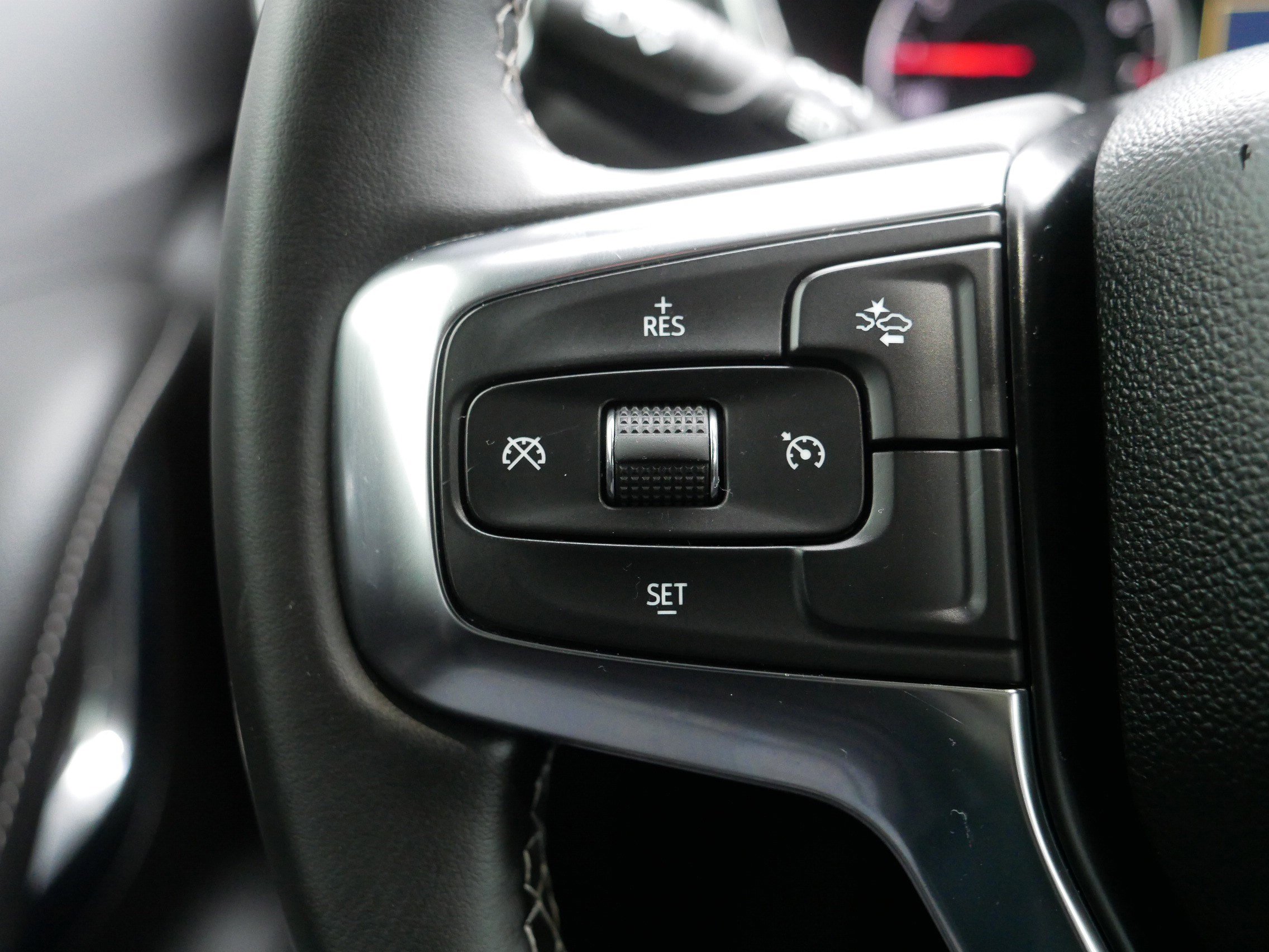 Used 2024 Chevrolet Blazer LT w/ Midnight/Sport Edition image 28