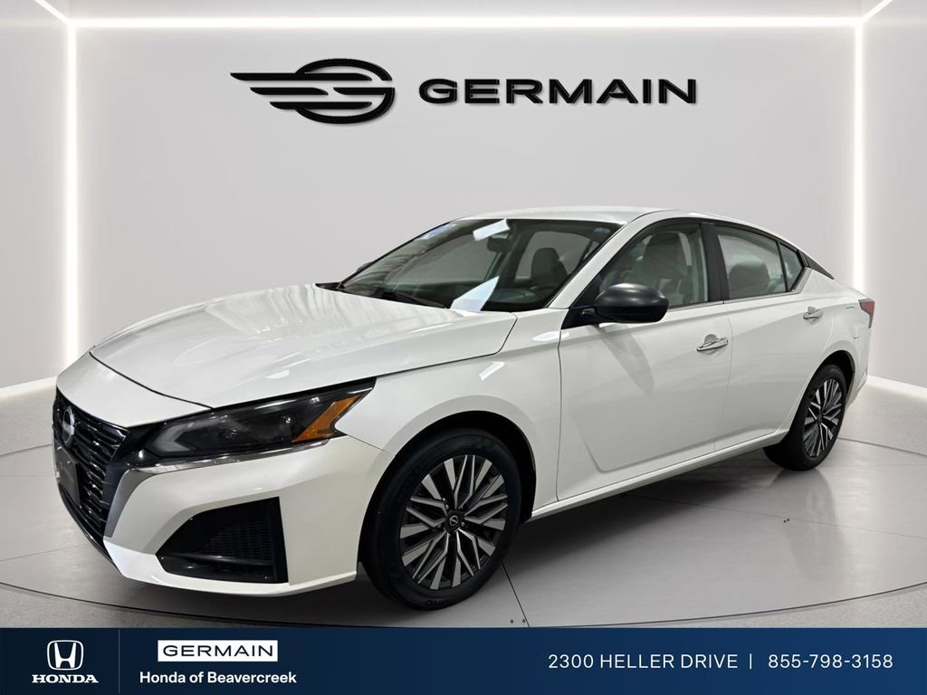 Used 2024 Nissan Altima 2.5 SV AWD/4WD image 4