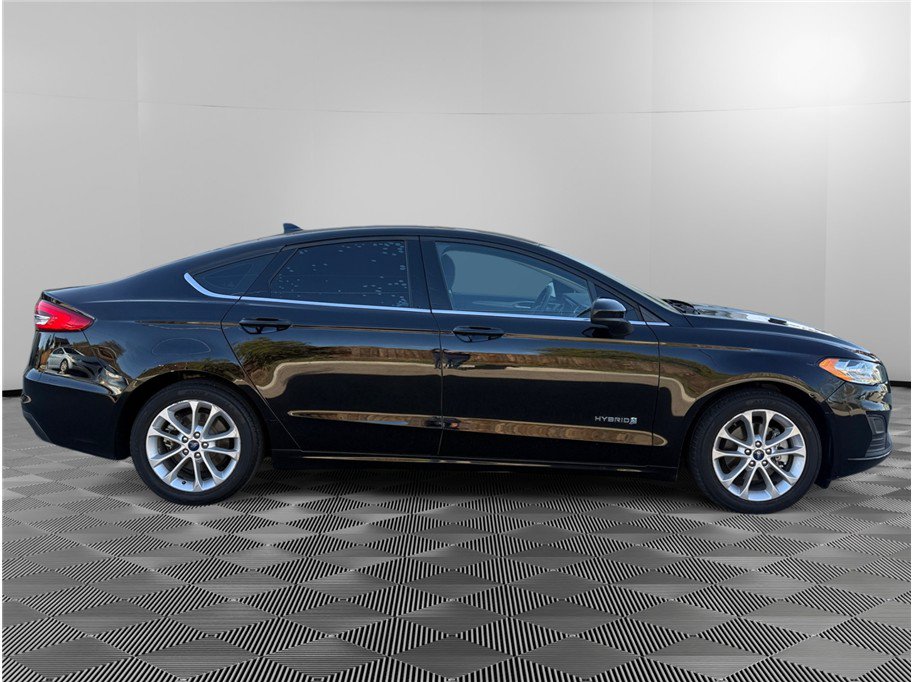 Used 2019 Ford Fusion SE FWD image 7