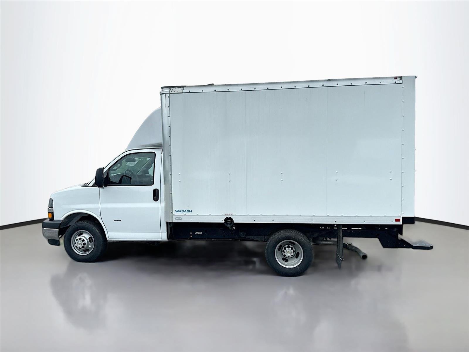 New 2024 Chevrolet Express 3500 w/ Power Convenience Package RWD image 4