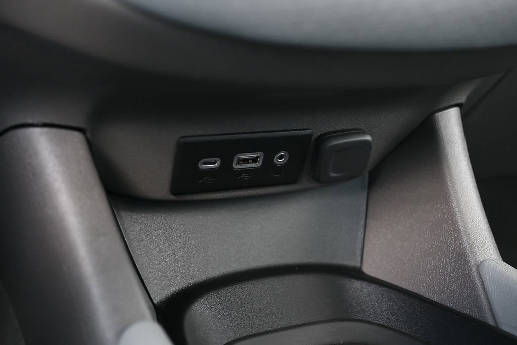 Used 2023 Chevrolet Malibu LS FWD image 31