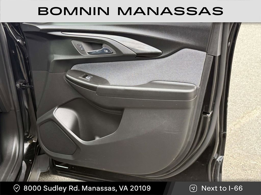 Used 2023 Chevrolet TrailBlazer LT image 8
