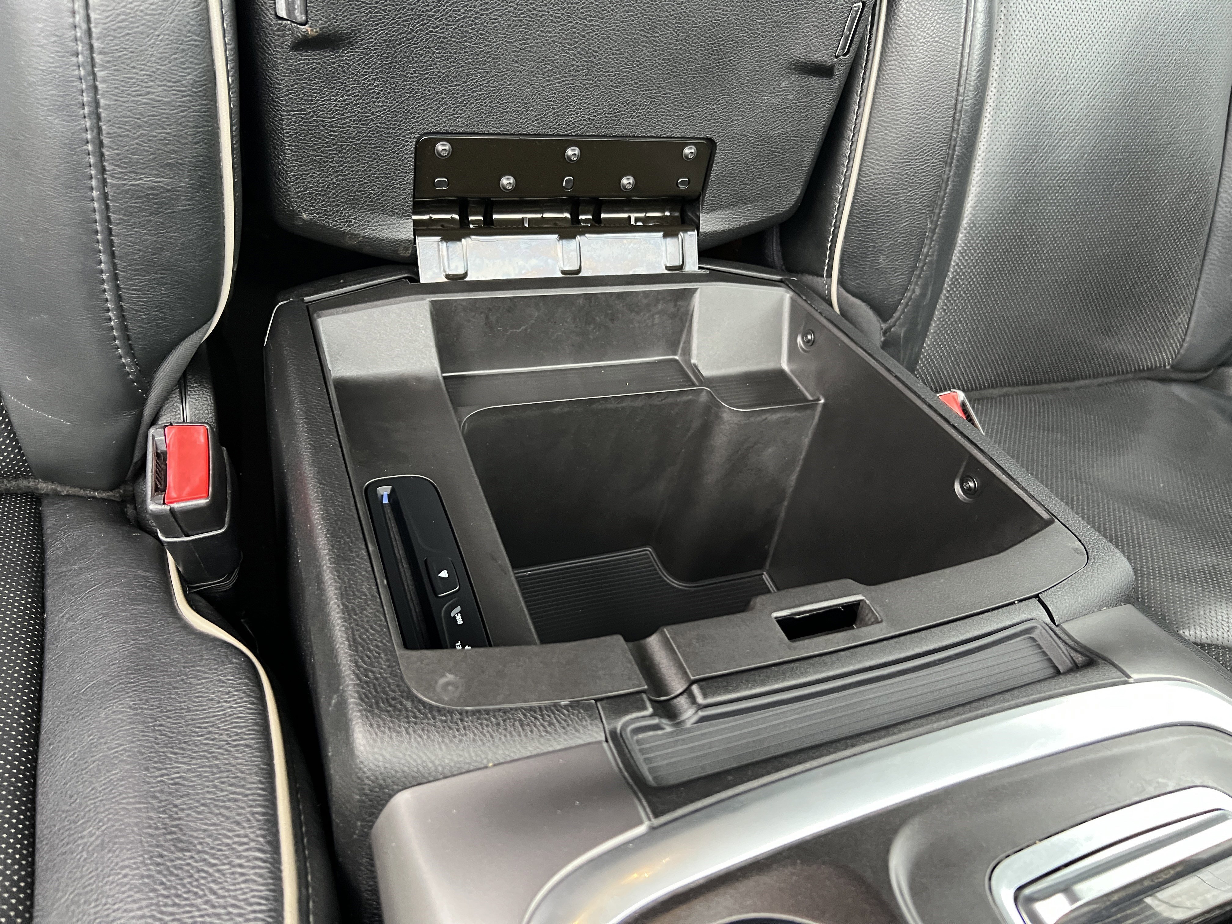 Used 2018 RAM 1500 Limited image 22