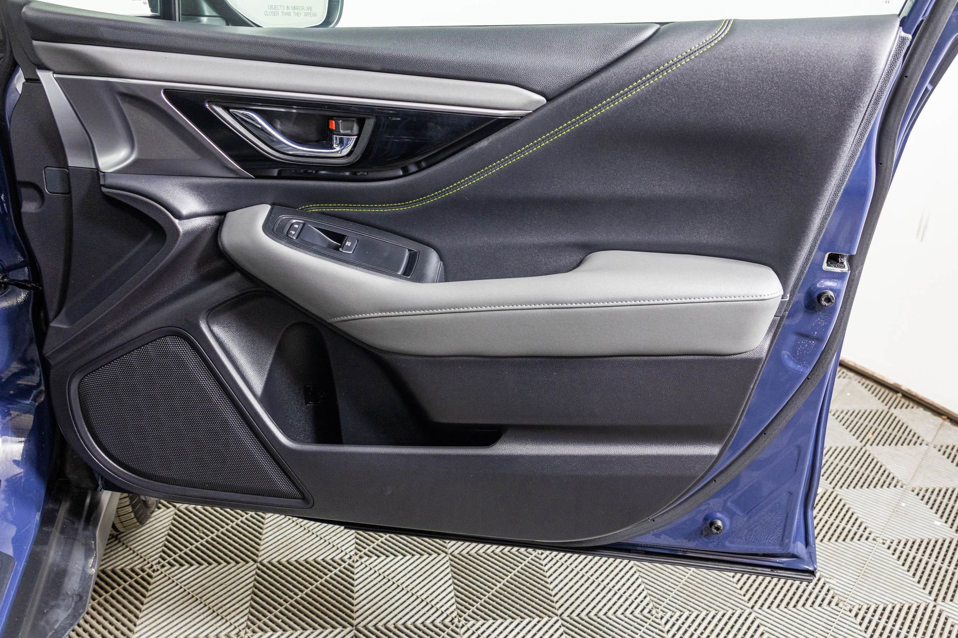 Used 2023 Subaru Outback Onyx Edition image 48