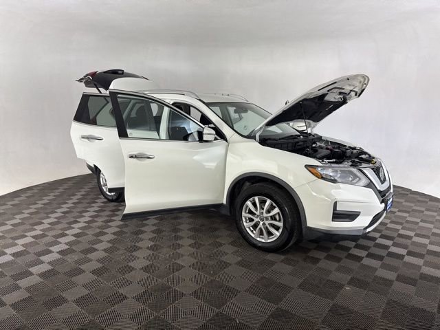 Used 2019 Nissan Rogue SV image 15